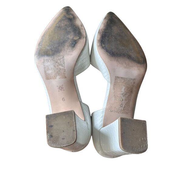 BCBGeneration Sheila Snake Skin Pointy Pump White Sz 6 - Picture 7 of 7